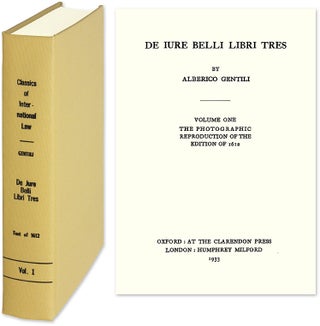 Item #29279 De Iure [Jure] Belli Libri Tres. (1612 Latin ed.). Alberico Gentili