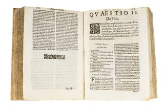 Tractatus Tres de Legibus, De Peccatis, Et de Praeceptis Decalogi.