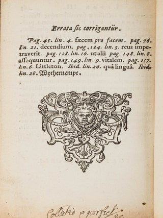 De Republica et Administratione Anglorum Libri Tres.