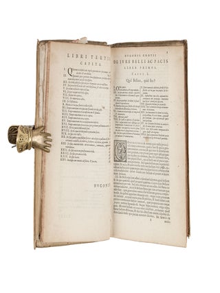 De Iure Belli ac Pacis Libri Tres... Amsterdam: Blaeu, 1632.