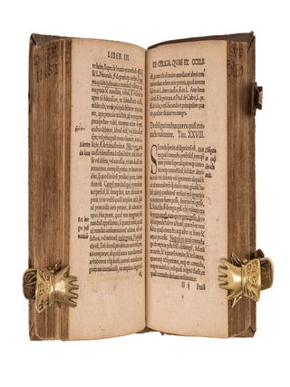 Adnotationes in IIII Institutionum [with] Libri Dialecticae Legalis...