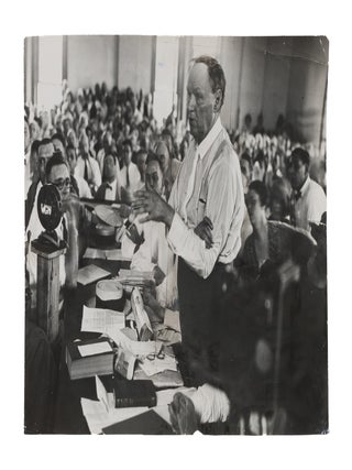 8-1/4" x 10-3/4" Black-and-White Press Photograph of Darrow at the....